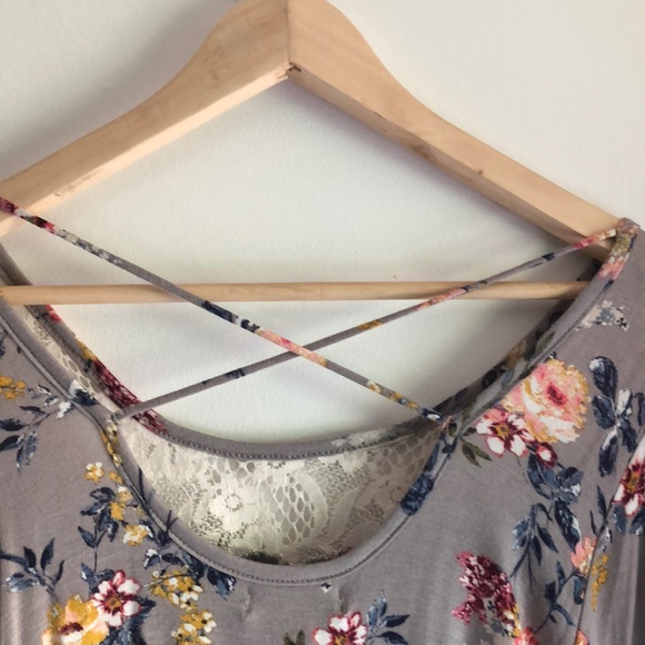 Floral Peasant Top - Picture 3 of 5